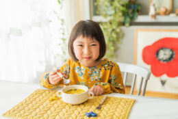 矯正中の食事どうしてる？「むし歯」を防ぎながら楽しく食べる3つのコツ